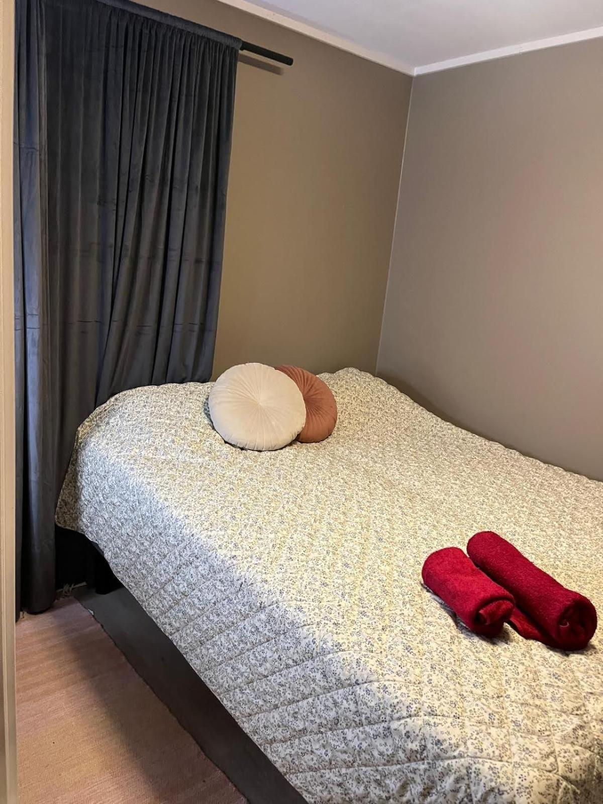 Cozy - A Privat With Shared Bathroom And Kitchen Tromso
